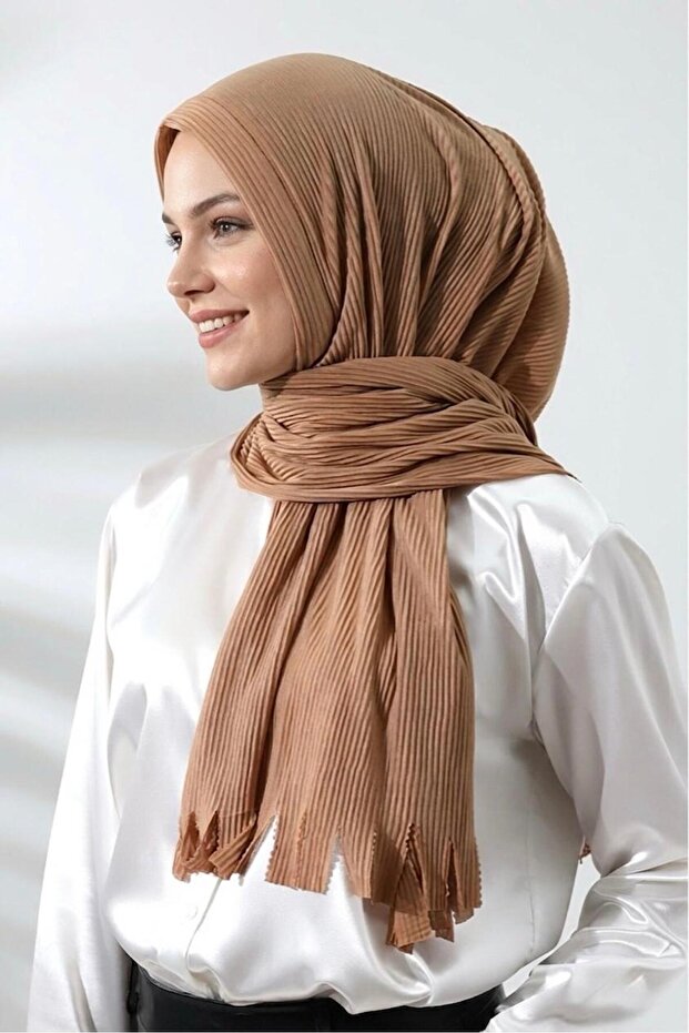 شال قطني مزخرف جاهز للارتداء