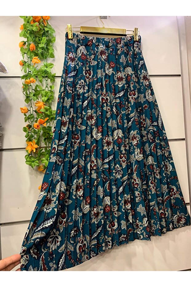 Patterned Crepe Skirt with Lining