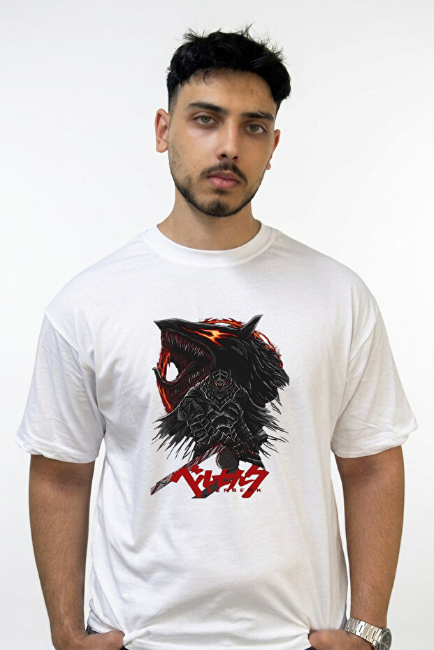 تي شيرت أبيض كبير الحجم مطبوع بتصميم Berserk Guts Beast