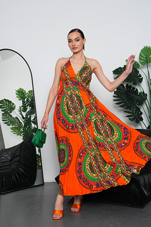 Long Oversized Dress with Halter Neck Detail and Backless Slit