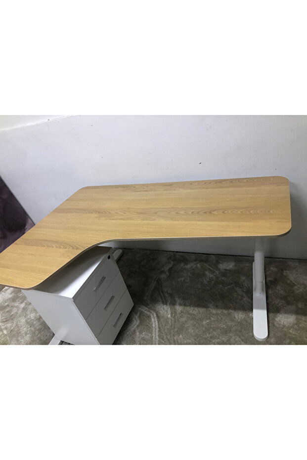 computer desk