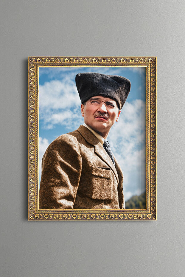 Mustafa Kemal Atatürk - Vintage Patterned Painting - Fine Model