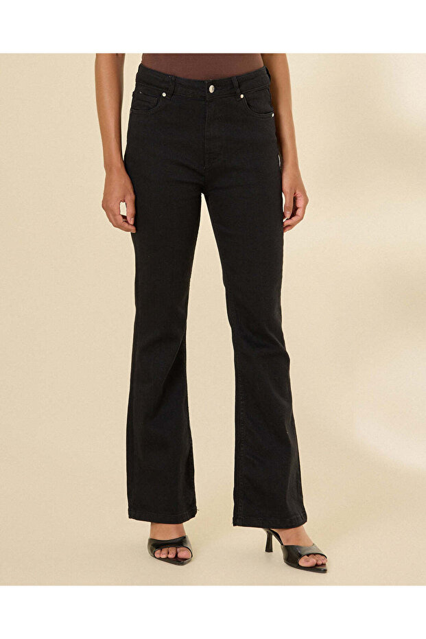 Women Black Wideleg Jeans