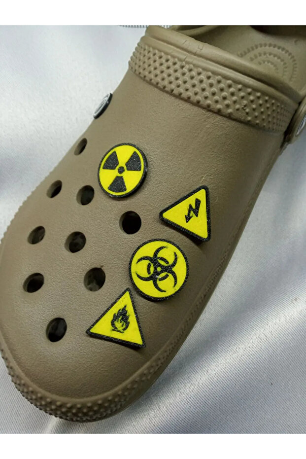 4-Piece Figured Slipper Ornament Decorative Shoe Accessory