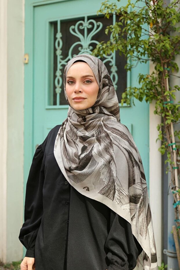 Petra Modern Brush Pattern Shawl - Gray