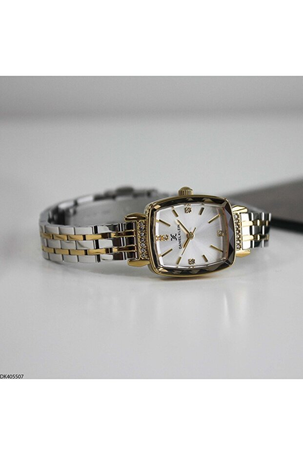 Dk405507 Women's Wristwatch with Steel Strap