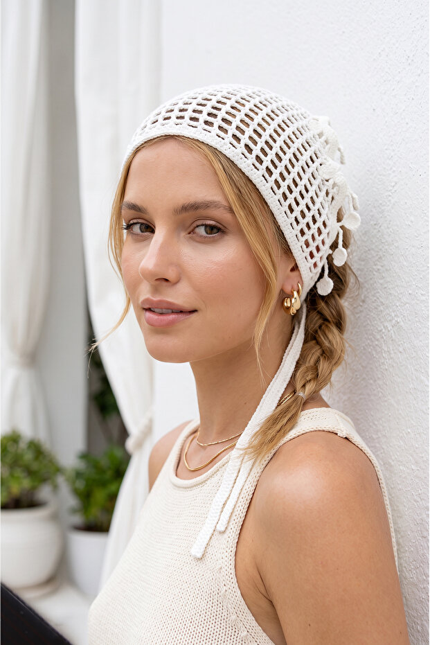 Openwork Monochrome Women's Bandana