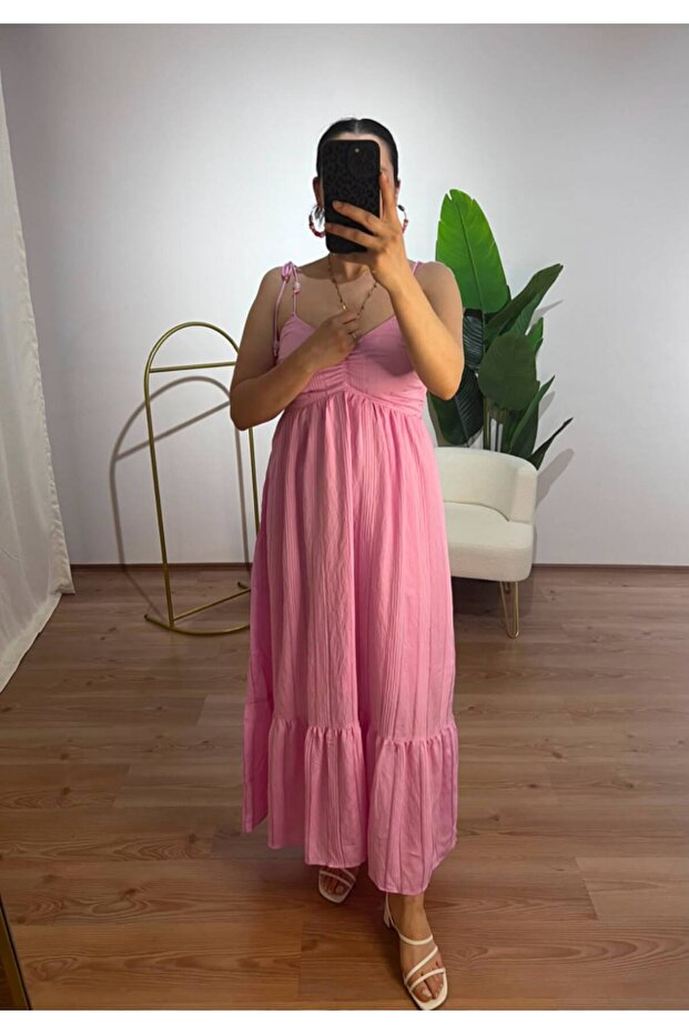 Pembe Elbise