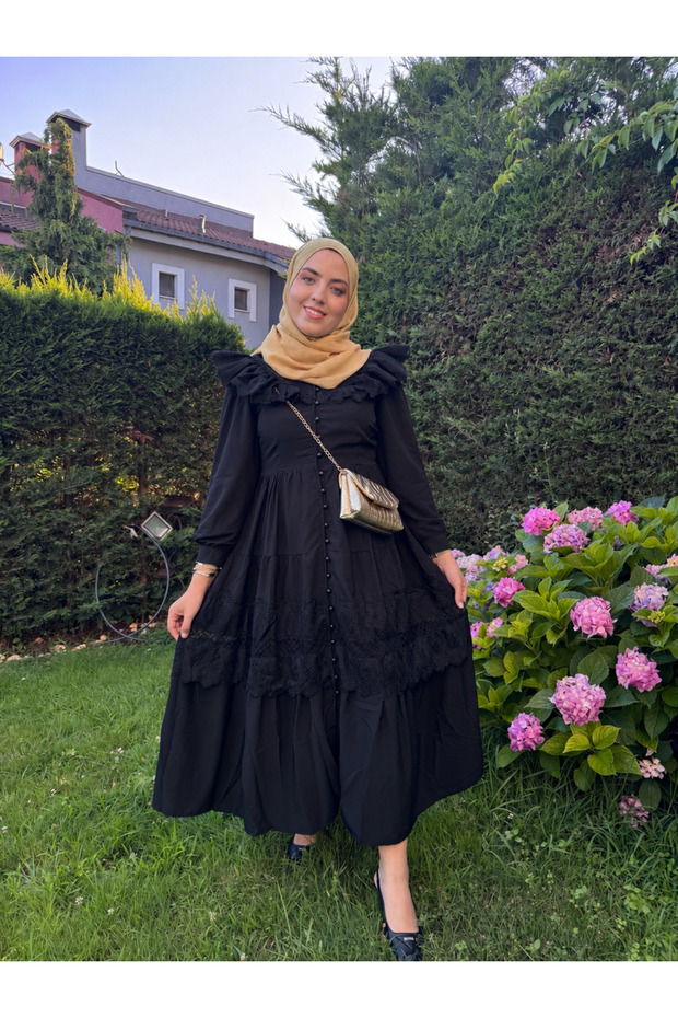 Lavinya Dantel Elbise