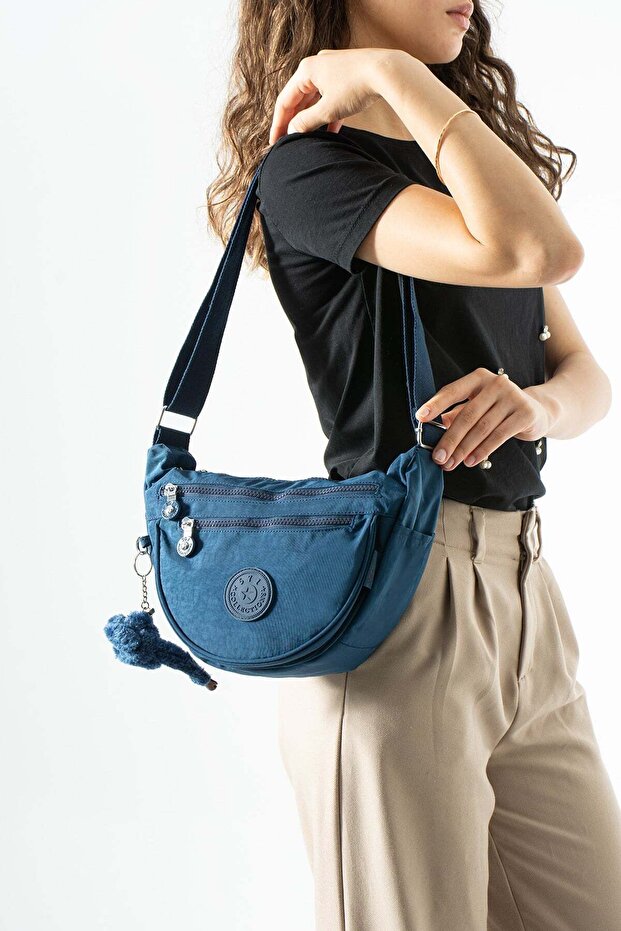 Women's Laci Shoulder Bag, Half Moon, Crossbody Crescent Bag with Strap, 20X30Cm