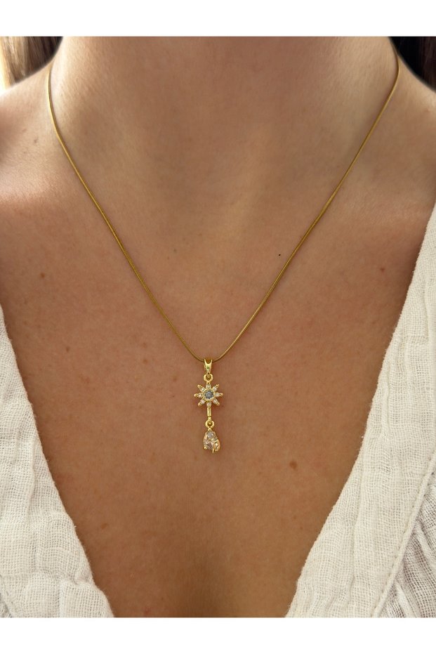Minimal Design Stainless Steel Tarnish Resistant Women's Necklace