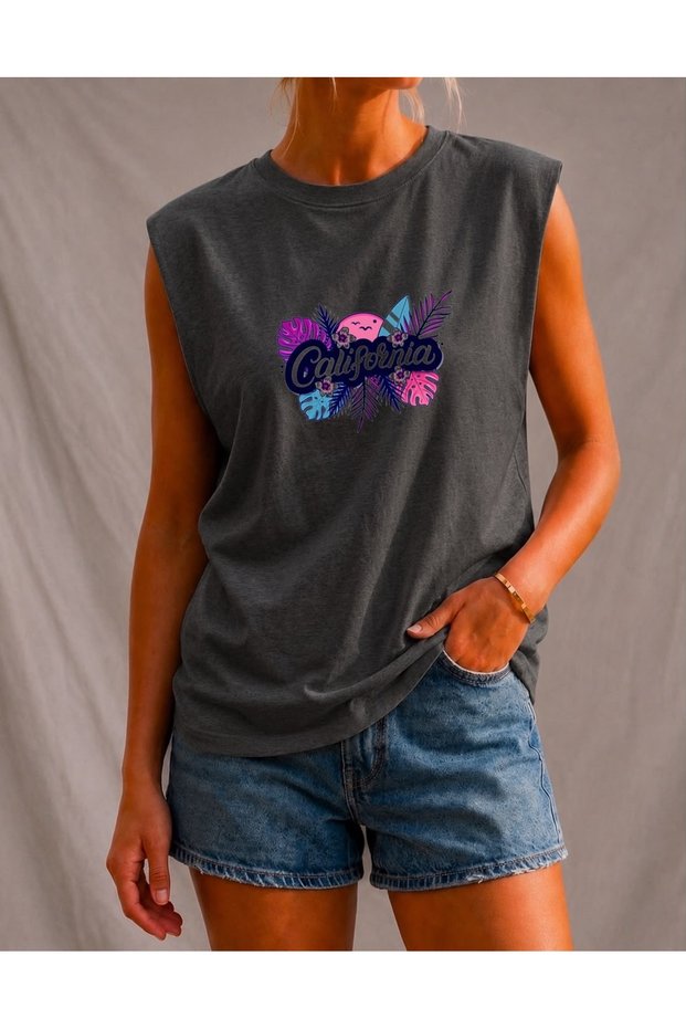 Colorful California Printed Women's Regular Fit Crewneck Sports Sleeveless T-Shirt