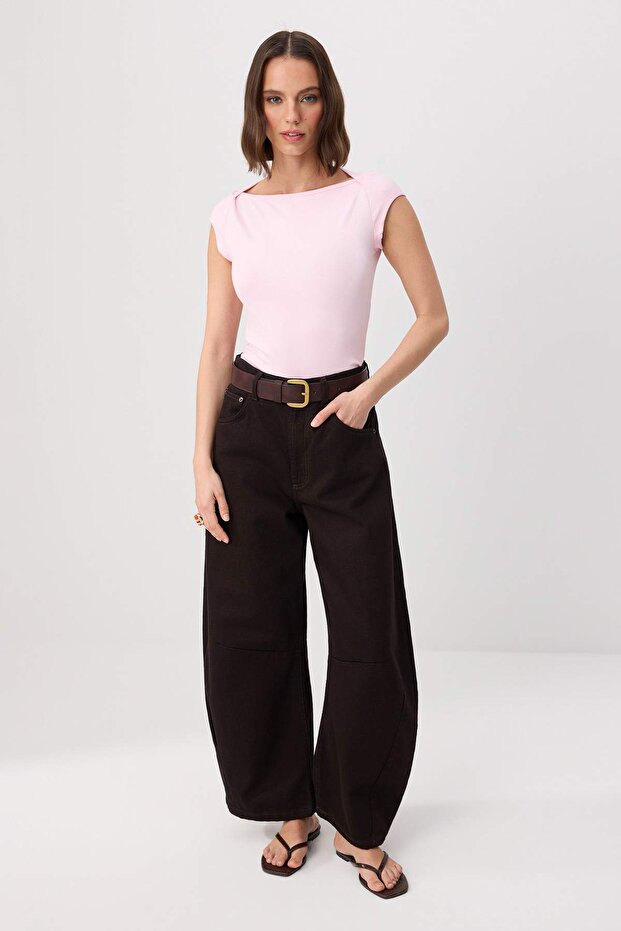 Açık Pembe Fitted/Vücuda Oturan Kayık Yaka Kısa Kollu Yumuşak Örme Bluz TWOSS26BZ00518 - 2