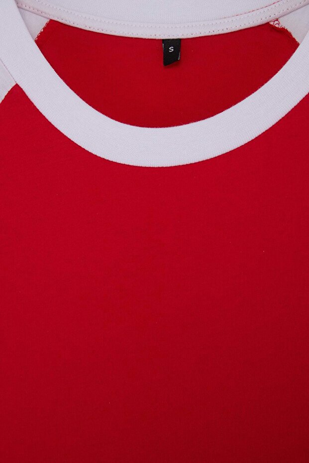 Kırmızı-Beyaz Düşük Omuz Regular Renk Bloklu %100 Pamuk T-Shirt TMNSS26TS00079 - 8