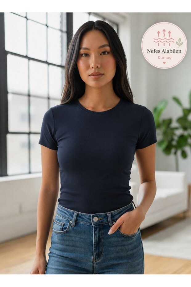 Dark Navy Fitted/Fitted Crop T-Shirt