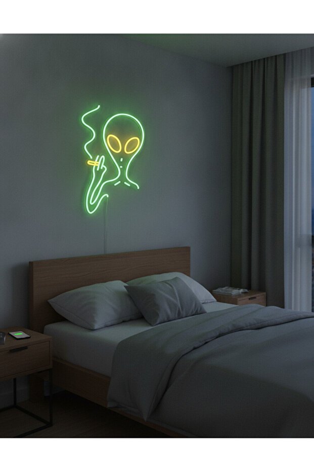 Uzaylı Figürü LED Neon Tablo | Pop Culture Duvar Dekoru | Pleksi Aydınlatmalı Genç Odası Tablosu - 5