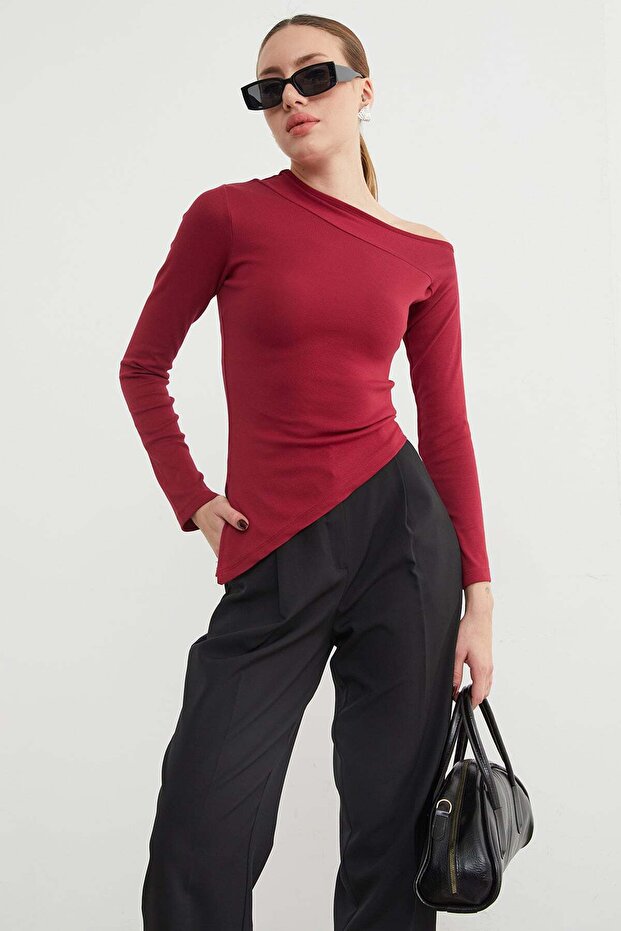 Basic Asymmetric Slit One Shoulder Blouse