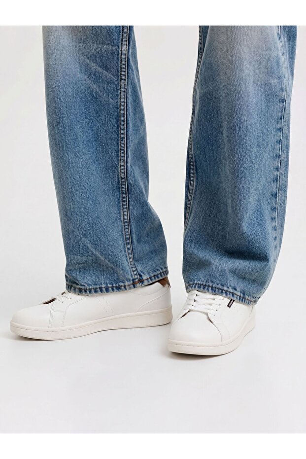 Sneaker Sneaker