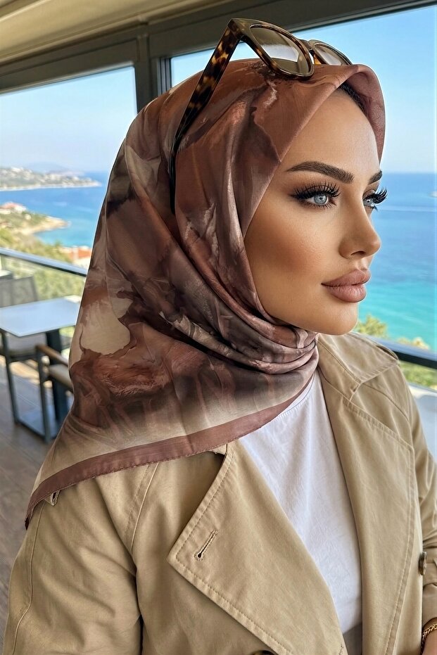Powder Patterned Soft Scarf