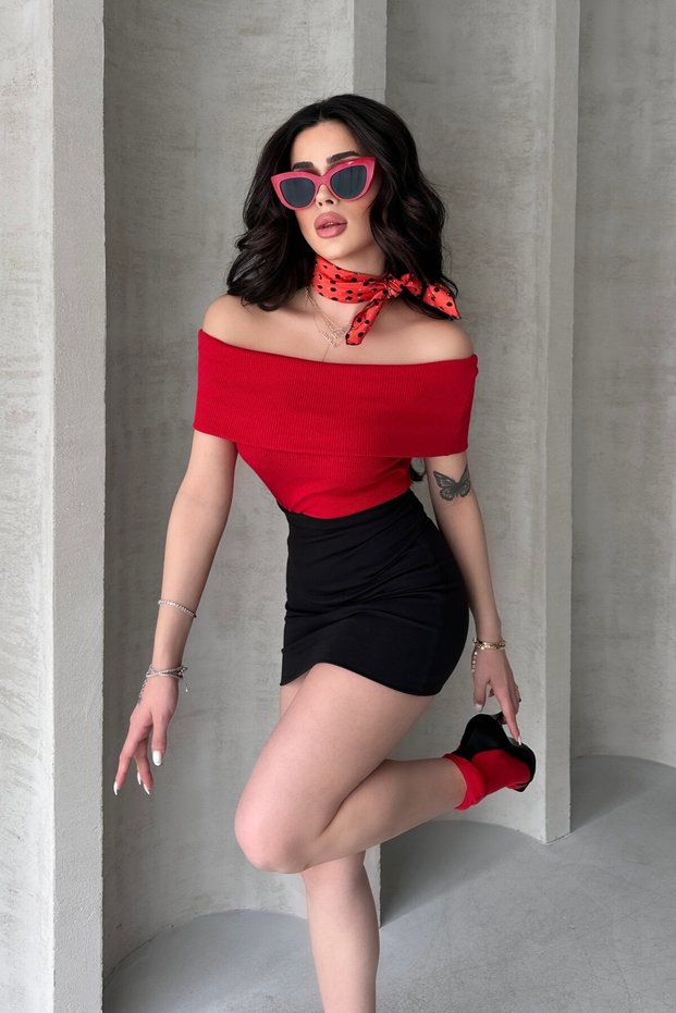 Set of 3 - Madonna Collar, Sleeveless, Flexible Camisole Fabric, Summer Blouse
