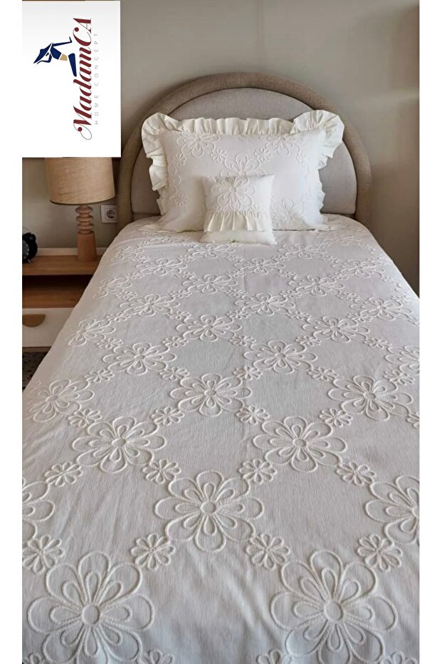 Mdmca Nazoo (Single Person Ruffled 3-Piece Pique Set & Bedspread)