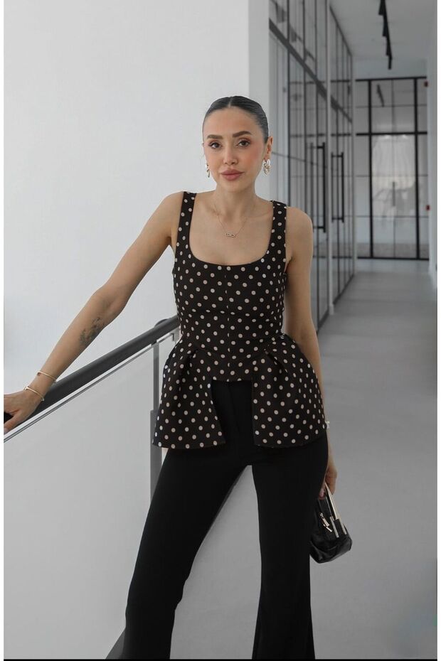 Stitched Detail Sides Short Flared Hem Fabric Premium Series Equivalent Pinterest Design Strap Square Neck Polka Dot Bustier Blouse Body