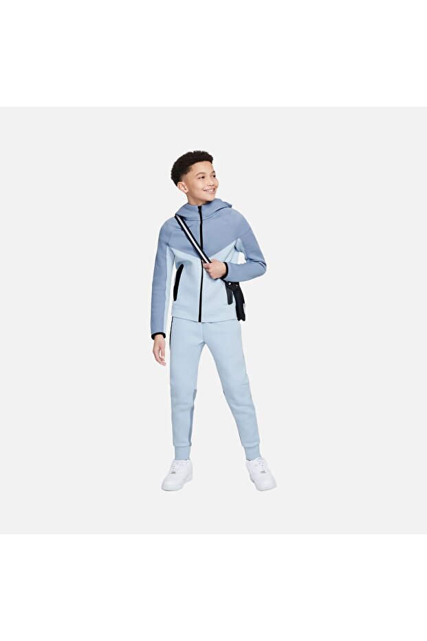 TECH FLEECE ÇOCUK EŞOFMAN TAKIMI