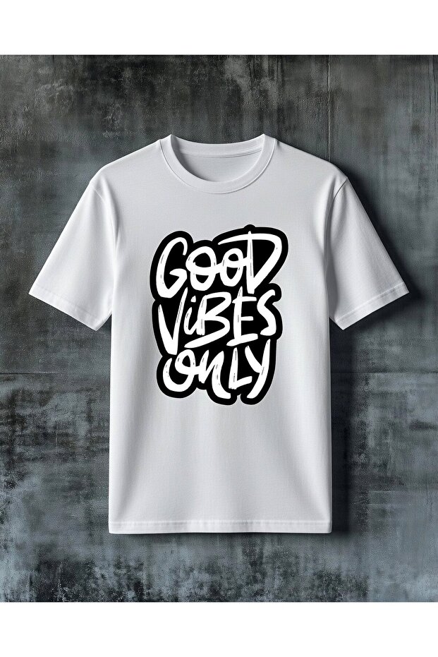 تي شيرت مطبوع كبير الحجم من Good Vibes Only