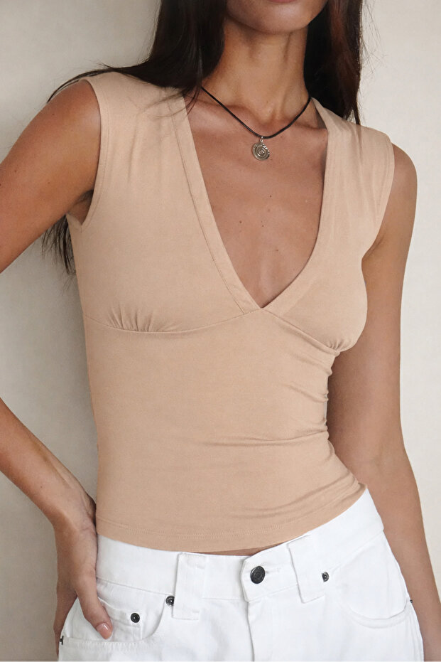 Bej V-Neck Stretchy Crop Top Blouse Wft8070B