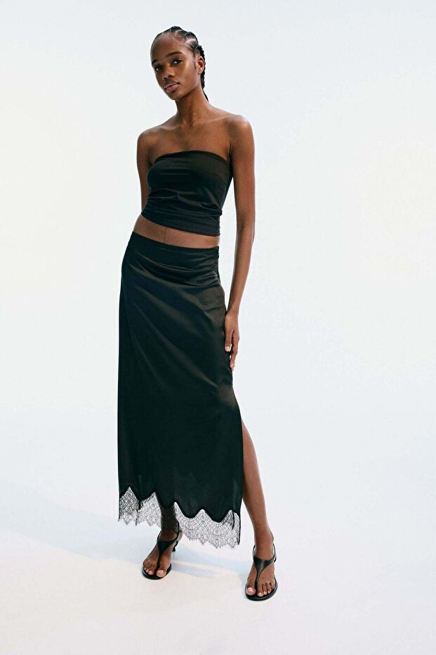 Lace-trimmed satin skirt