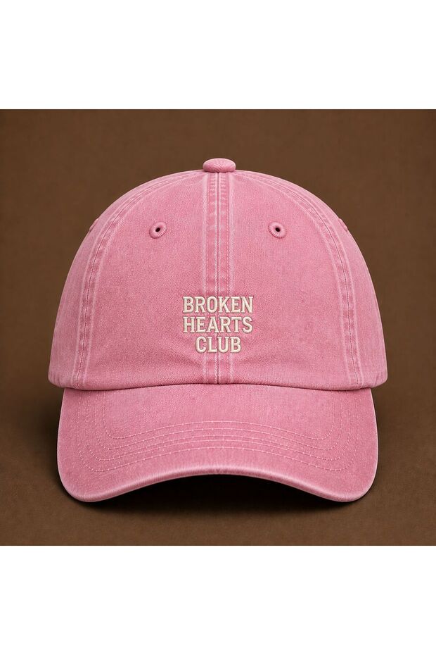 Broken Hearts Club" (Broken Hearts Club) Aesthetic Embroidered Vintage Washed Baseball Cap