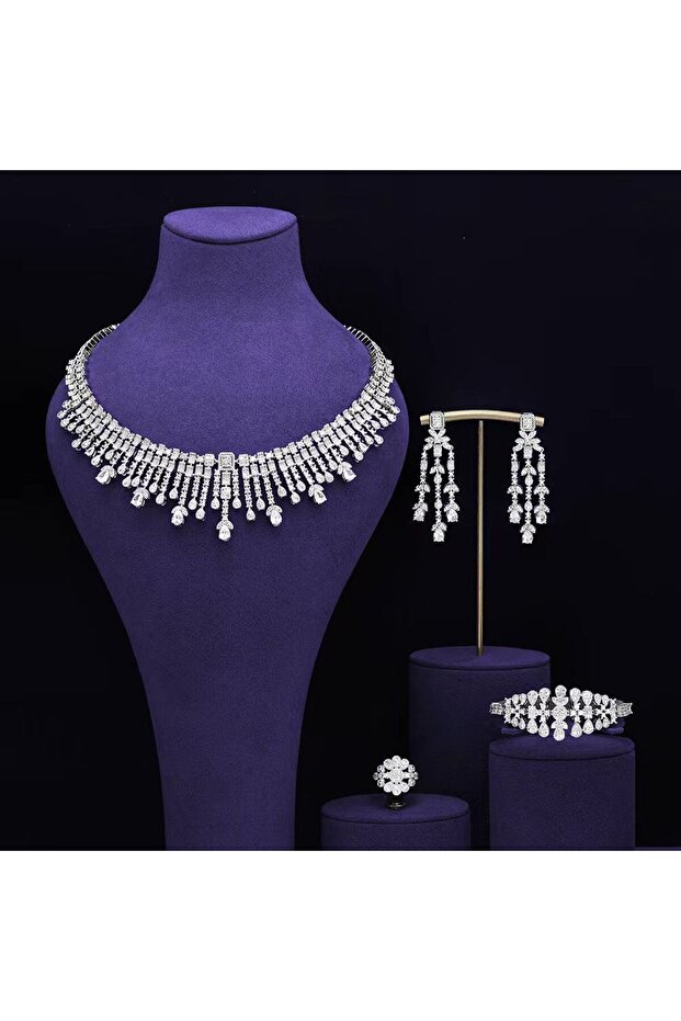 طقم اكسسوارات زركون بدقه الالماس فاخر