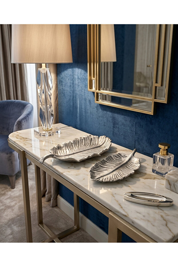 Decorative Polyester Double Leaf Presentation Plate with Silver Goblet - 5