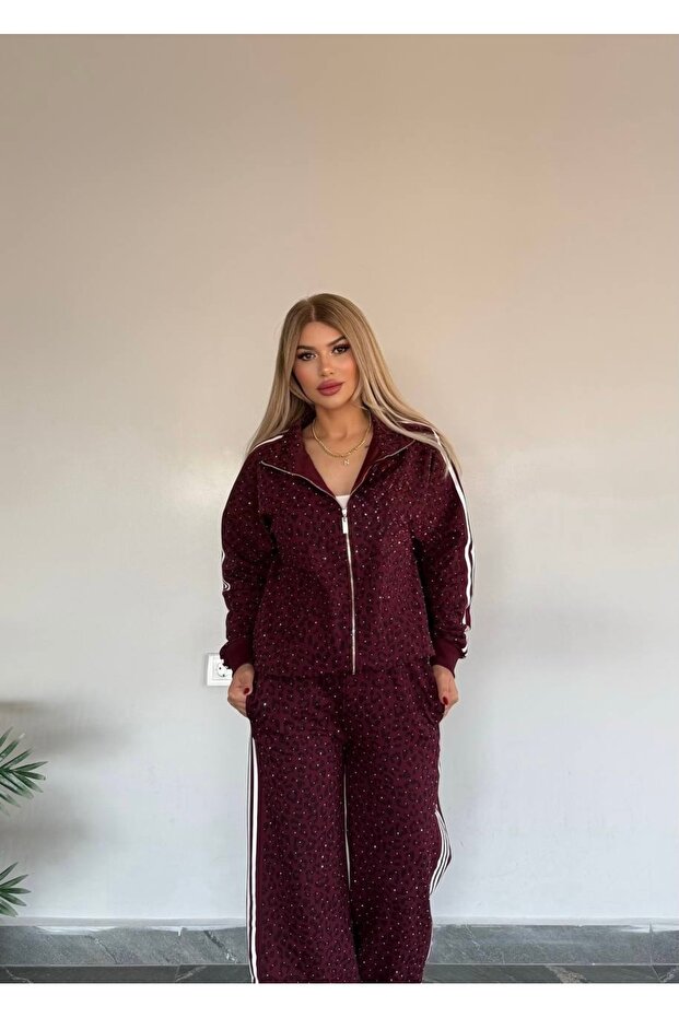 طقم Leo مزين بأحجار متناثرة
