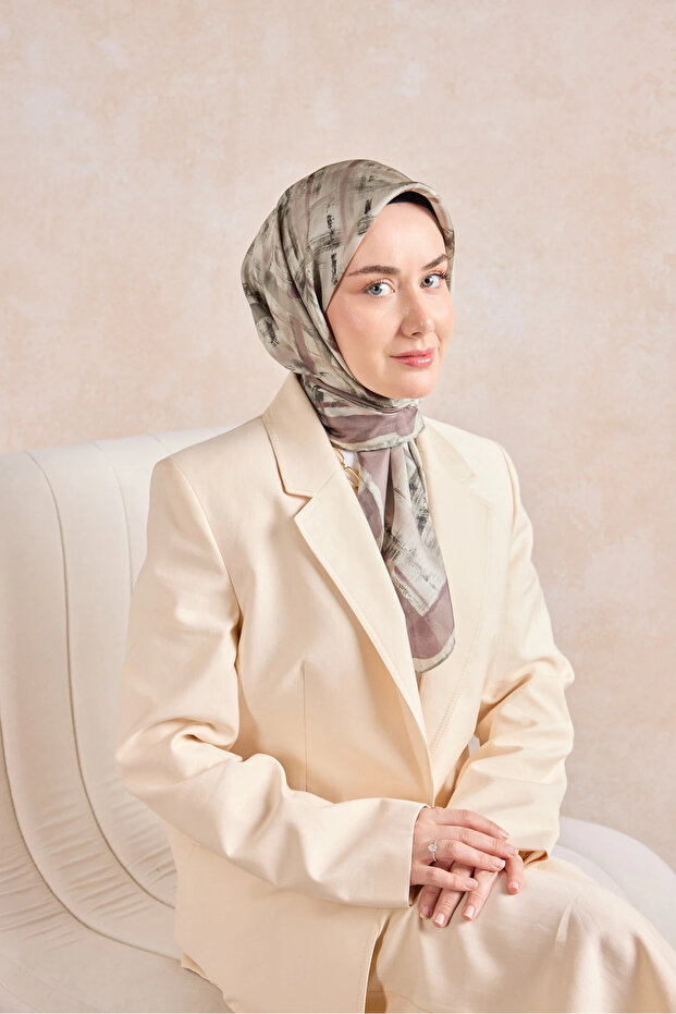 وشاح من الحرير المزخرف 11527 بنمط مختلط 10-مينك-حجر-أخضر كتان