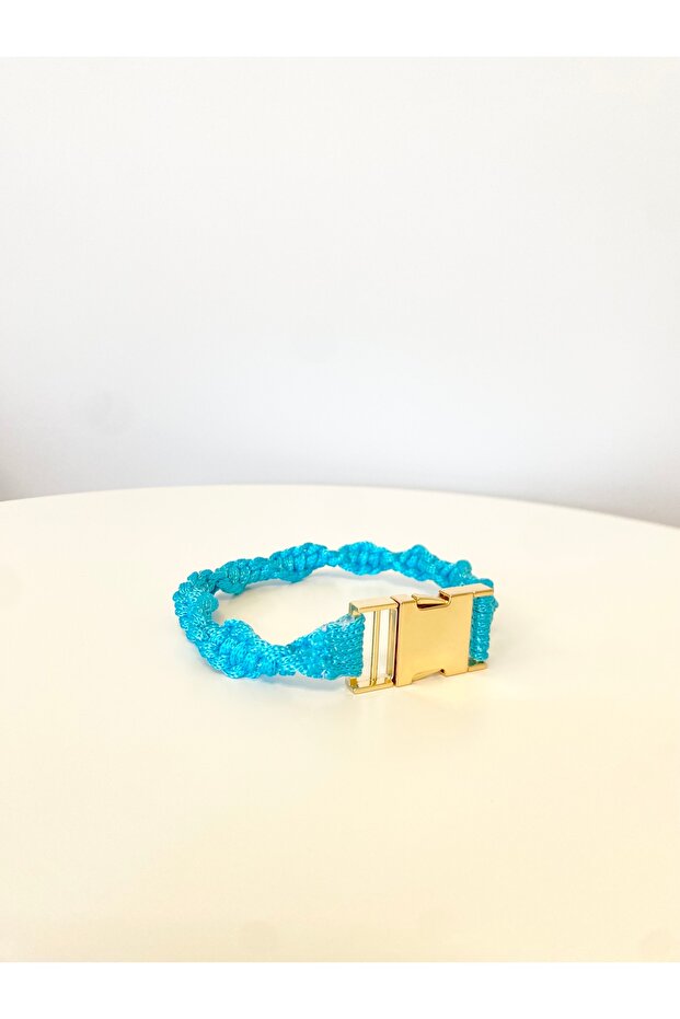 طوق قطط محبوك يدويًا طراز LOOP