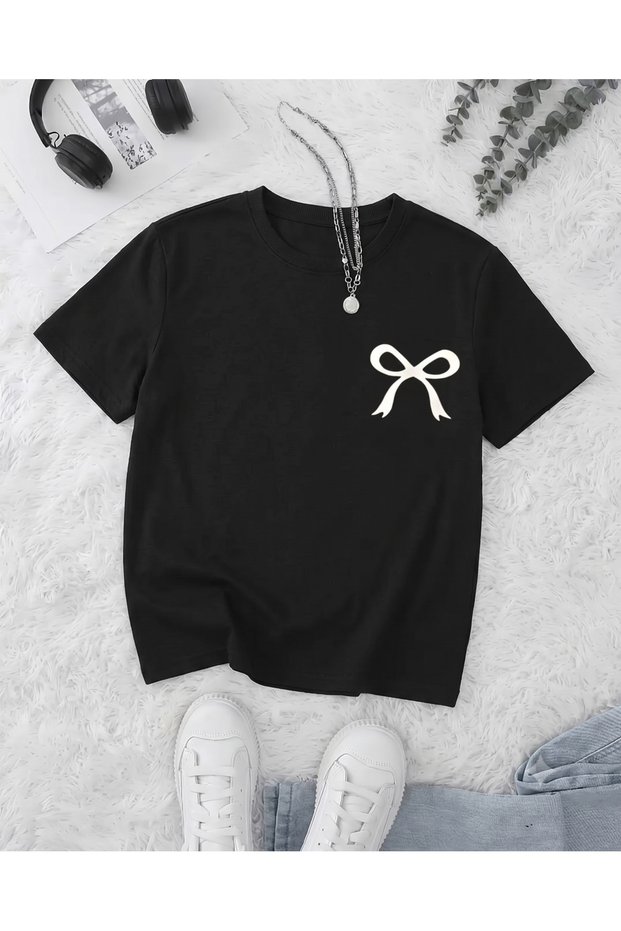 Women's Minimal Bow Print Crew Neck Oversized T-Shirt