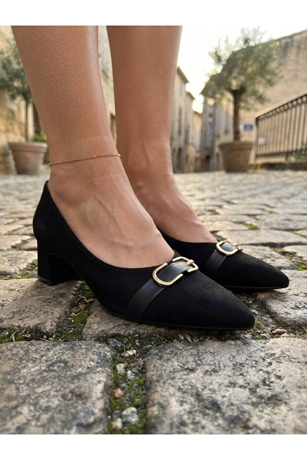 2687 Women's Classic Heeled Shoes