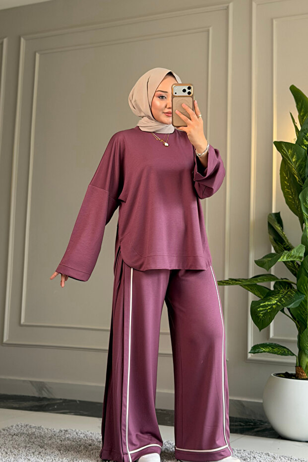 6498 - Stylish Comfortable Viscose Soft Interlock Knit Fabric, Women's Bottom Layer Set with Pant Stripe Detail