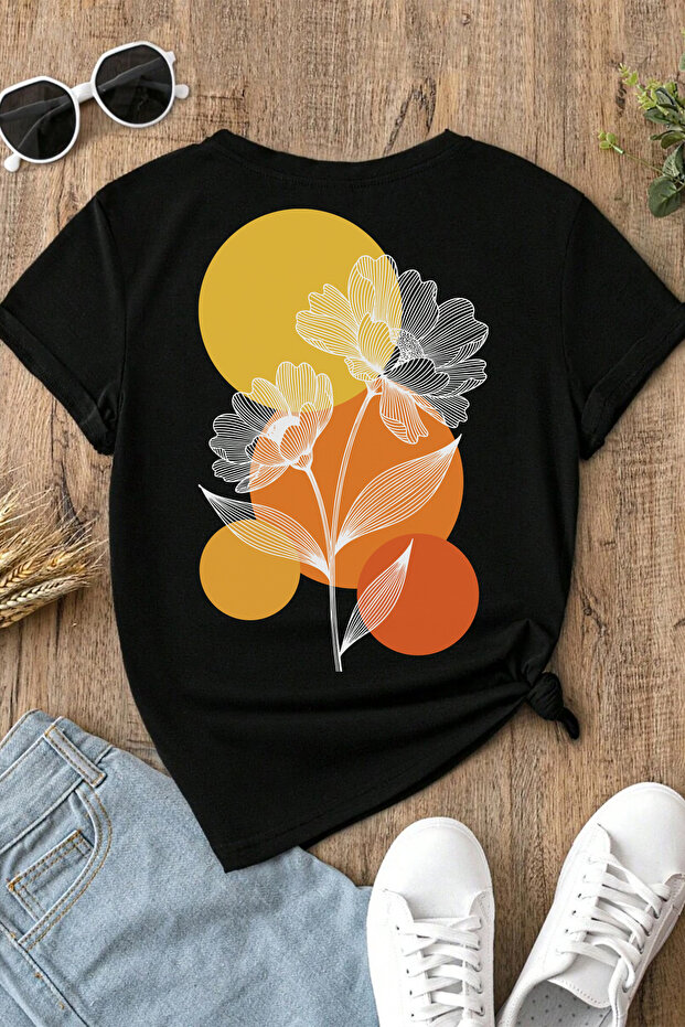 تي شيرت أسود كبير الحجم بنسبة 100% من القطن بتصميم Sunset Bloom