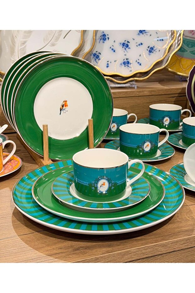 19 Piece Prilla Green Porcelain Cake Set