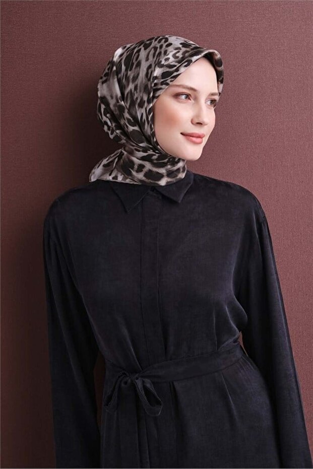 وشاح حرير ساتان 9641D-84