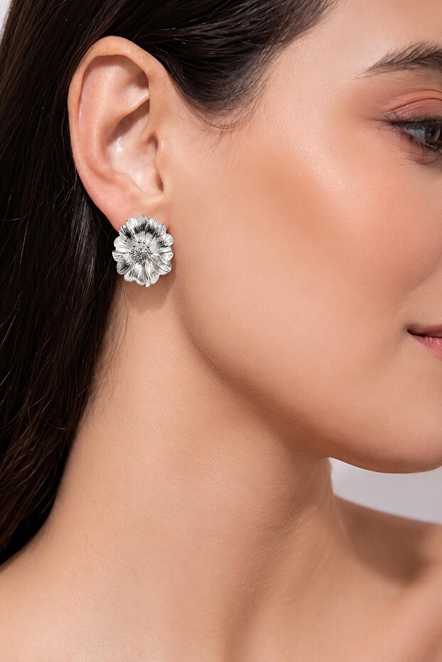 Medium Size Metal Flower Earrings