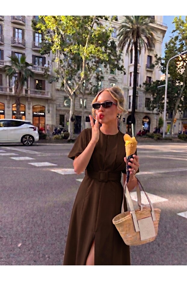 Women's Short Sleeve Belted Flared Pleated Dress