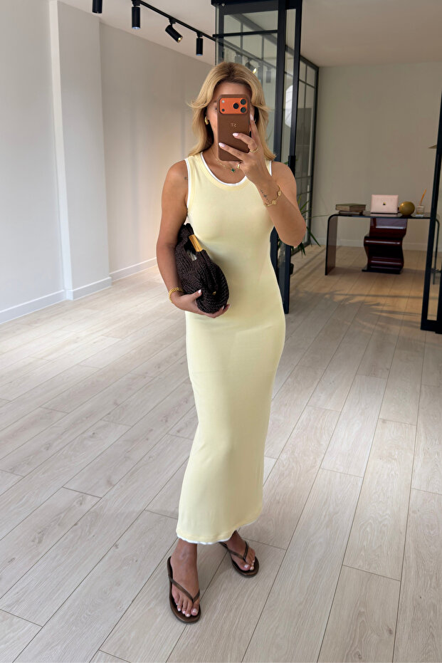 Piping Detail Yellow Sleeveless Basic Dress