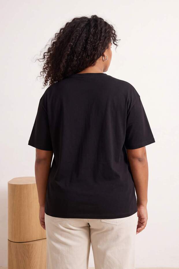 Siyah %100 Pamuk Oversize/Geniş Kalıp Galaksi Baskılı Büyük Beden Örme T-Shirt TBBSS26BF00009 - 6