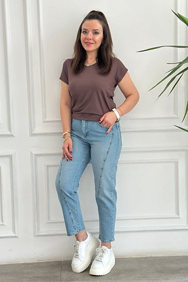 Tricou Basic cu decolteu în V - 2