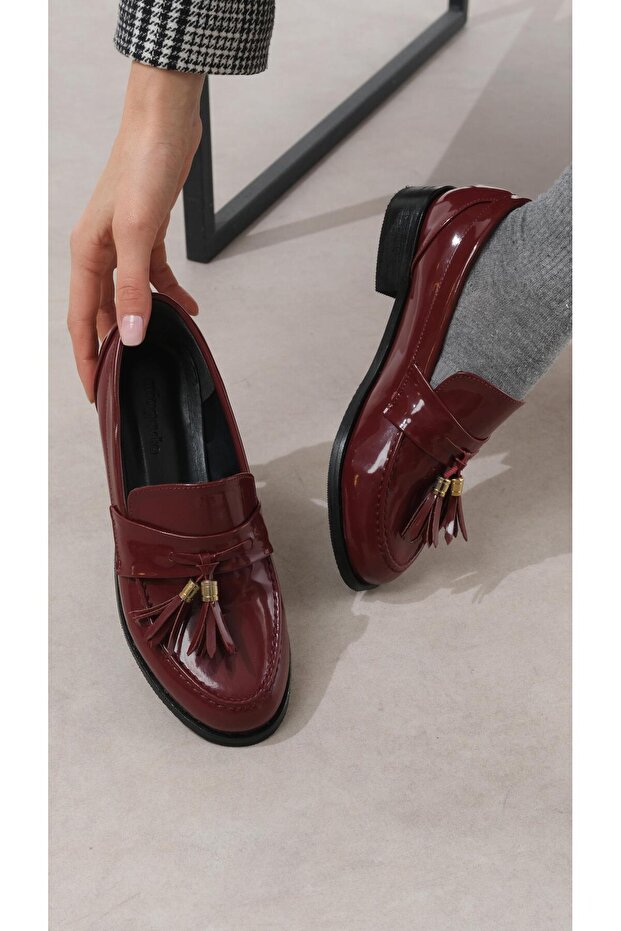 Meline Burgundy Color Patent Leather Women's Casual Oxford Shoes