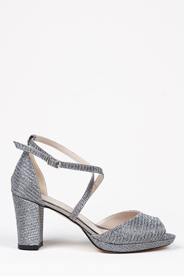 Women's Platinum Chupra Medium Heeled Classic Thick Heeled Comfortable Shoes Seferi915