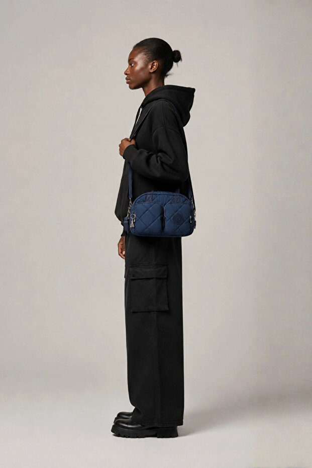 حقيبة كتف Airy Blue QI Cool Defea
